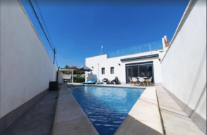 Arenas house